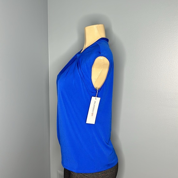 Liz Claiborne woman’s blouse blue sleeveless gold zipper in the back size XS - Picture 2 of 7